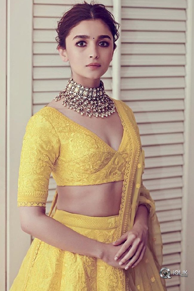 Alia-Bhatt